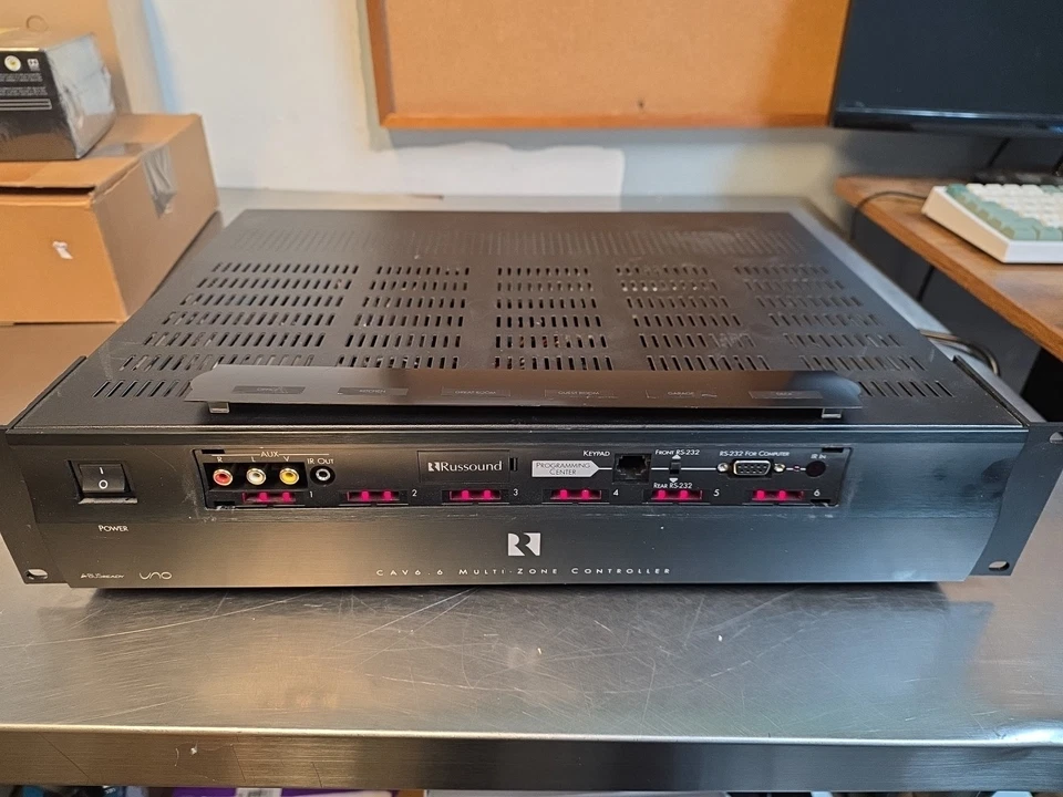 RUSSOUND Cav 6.6 6 Channel Audio/Video Controller TESTED - Image 1 of 4