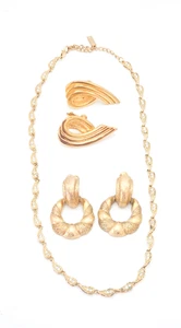 Collana Napier vintage tono oro e 2 orecchini a clip - Foto 1 di 12