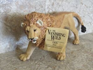 VTG New Safari LTD Vanishing Wild Lion Wild Male Animal Toy Figure Retired 