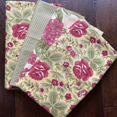 MODA Field Notes By Blackbird Designs 4 Yard Bundle Yellow Rose / Cream Birds - Image 1 of 4
