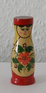 Matroschka. Babuschka! Matrioschka! Russische Einzel-Puppe, Holz-Figur. STYLISH! - Bild 1 von 2