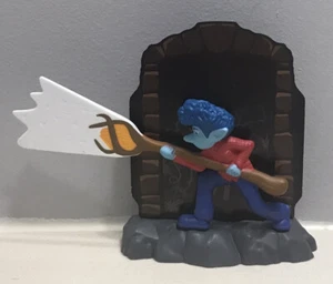 Disney Pixar Onward Ian Lightfoot Elfe mit Leuchtstab, Ständer und Hintergrund - Bild 1 von 4