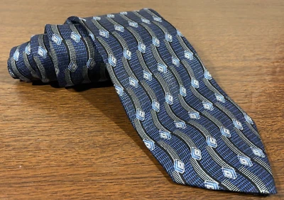 Corbata de cuello de diseñador para hombre de hoy - azul y gris geométrica - 100 % seda Foto 1 de 4