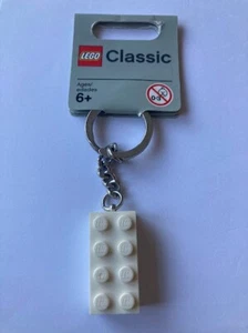 LEGO 852100 2X4 WHITE CLASSIC KEY CHAIN BRAND NEW KEYRING - Picture 1 of 1