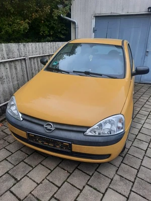 Opel  Corsa C, Garagenfahrzeug,TÜV bis Dezember 2025 - Bild 1 von 4