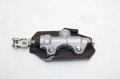 09-18 川崎 KLR650 原始设备制造商后背制动大师 CYLINDER — 第 1/4 张图片