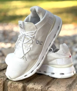 On Cloud Cloudnova Herren Dreifach Weiß Cloudtec Laufen Turnschuhe Schuhe Größe 8,5 - Bild 1 von 13