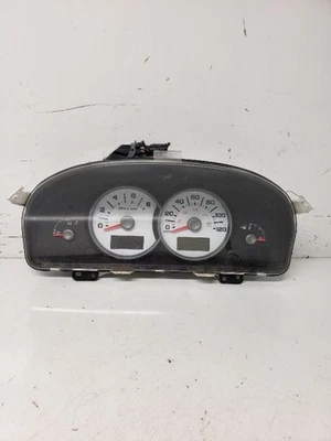 Speedometer Cluster VIN Z 8th Digit MPH Thru 08/01/04 Fits 05 ESCAPE 1041775 - Image 1 of 4