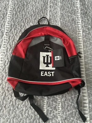 Mochila con logotipo de Tridente Este de la Universidad de Indiana con soporte de identificación Foto 1 de 4