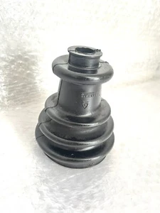 CUFFIA SEMIASSE LATO RUOTA RENAULT R14 - PEUGEOT 104 - 205 Originale Pirelli - Imagen 1 de 3