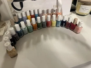 essie nagellack set 29 Fläschchen Alle Neu - Bild 1 von 10