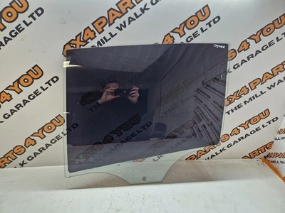 2016 BMW 1 SERIES 116D F20 LEFT REAR DOOR WINDOW GLASS - Image 1 of 4