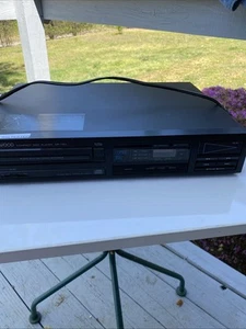 Kenwood DP-750 Compact Disc CD Player Made in Japan Working Nicely - Picture 1 of 7