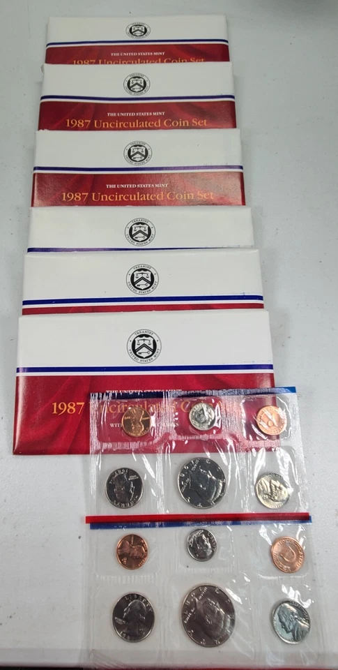 ☆1 Set from Lot☆ 1987 P D Uncirculated Coin Set - Image 1 of 1