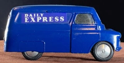 VINTAGE CORGI #403 BEDFORD C.A. Delivery van DAILY EXPRESS Very Good! - Image 1 of 4