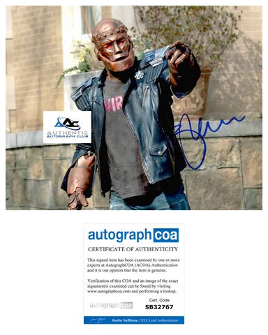 BRENDAN FRASER AUTOGRAPH SIGNED 8x10 PHOTO DOOM PATROL ACOA Cover