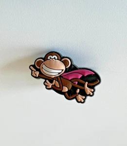 Original Doodles Kroko/Schuh Anhänger: Affe mit Cape, neu unbenutzt - Bild 1 von 1