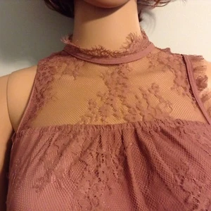 Xhilaration Woman's Lace Blouse Mauve Color Size XS - Picture 1 of 5