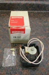  GEMLINE EM242 REFRIGERADOR EVAPORADOR VENTILADOR MOTOR WR60X82 WR60X85 WR60X100 ETC - Imagen 1 de 4
