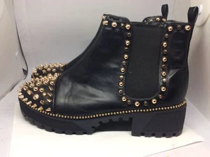 Cape Robbin Gold Spiky Pull-on Platform Boots Black Sz 9-9.5 - Picture 1 of 3