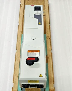 NEW ABB ACH580-01-046A-2+P922 VARIABLE FREQUENCY DRIVE 30HP 22kW 44A 480VAC - Picture 1 of 10