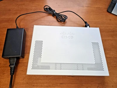 Cisco ISR1100-6G Gigabit Router 4x GE WAN/LAN 2x SFP Ports with power supply - Image 1 of 4