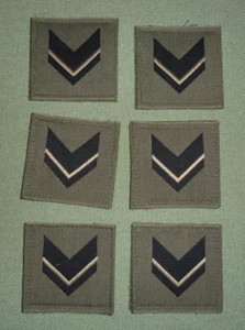 Gradi Pettorali adesivi Caporale - Esercito Italiano - usati originali - vintage - Foto 1 di 3