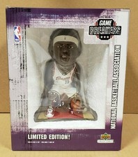 LEBRON JAMES GAME BREAKERS NBA FIGURE STATUE UPPER DECK 2003(UNOPENED,BRAND NEW)