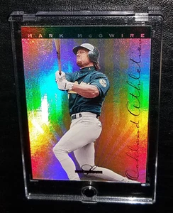 Mark McGwire #166 (1995 Leaf Limited) Baseball Card, Oakland Athletics - Picture 1 of 3