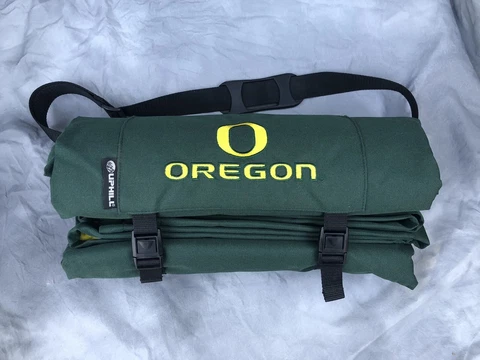 University Of Oregon Roll Up Picnic Blanket "UpHill" Polyester/Fleece Cover