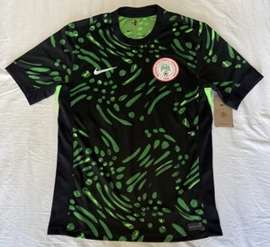Camiseta de fútbol local Nike de la selección nacional de Nigeria 24/25 FQ8447-010 para hombre talla: pequeña” - Imagen 1 de 7