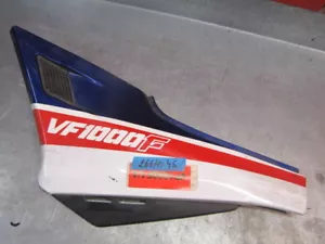 HONDA VF1000 VF1000F INTERCEPTOR ZIJKAP SIDE COVER LH 837A0-MB6-610 - Imagen 1 de 5