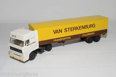 LION CAR DAF 3300 SPACE CAB TRUCK WITH TRAILER STERKENBURG NEAR MINT CONDITION - Image 1 of 4