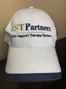 Gorra de pelota con logotipo de CST Partners gorra ajustable soporte de crisis socios de terapia -NUEVA CON ETIQUETAS - Imagen 1 de 9