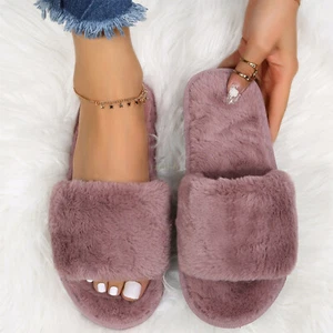Women's Plush Sliders Sandals - Flat, Fluffy, Slip-On, Ideal for Home Relaxing - Picture 1 of 28