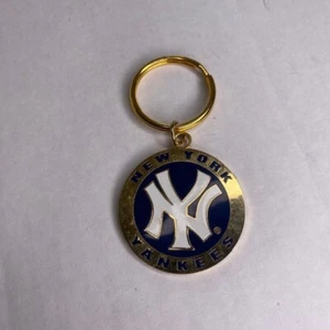 Vintage New York Yankees 1998 Pro Specialties Metal Enamel Keychain - Picture 1 of 2