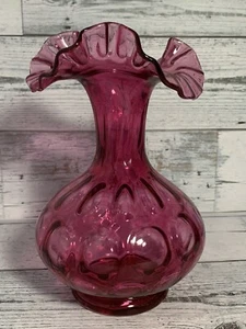 Vintage Fenton Cranberry Glass bottom Crimped Ruffled Vase - Picture 1 of 8