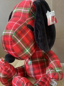 NWT Peanuts Snoopy 12in Holiday Plush Fiesta Red Plaid Cedar Fair - Imagen 1 de 12