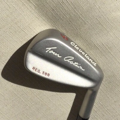 New - CLEVELAND  Tour Action Reg.588  Single #9 Iron Golf Club-Blade-Stiff - Image 1 of 4