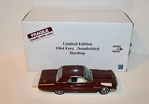Hardtop Danbury come nuovo edizione limitata 1964 Ford Thunderbird scala 1/24 - 55/500 - Foto 1 di 13