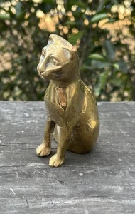 Antike Messing Ägyptische Katze Stil Figur, Primitive Handgegossen Made In Taiwan �� - Bild 1 von 7