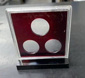 Capital Plastics RED United States Susan B. Anthony Plastic Holder - Picture 1 of 1