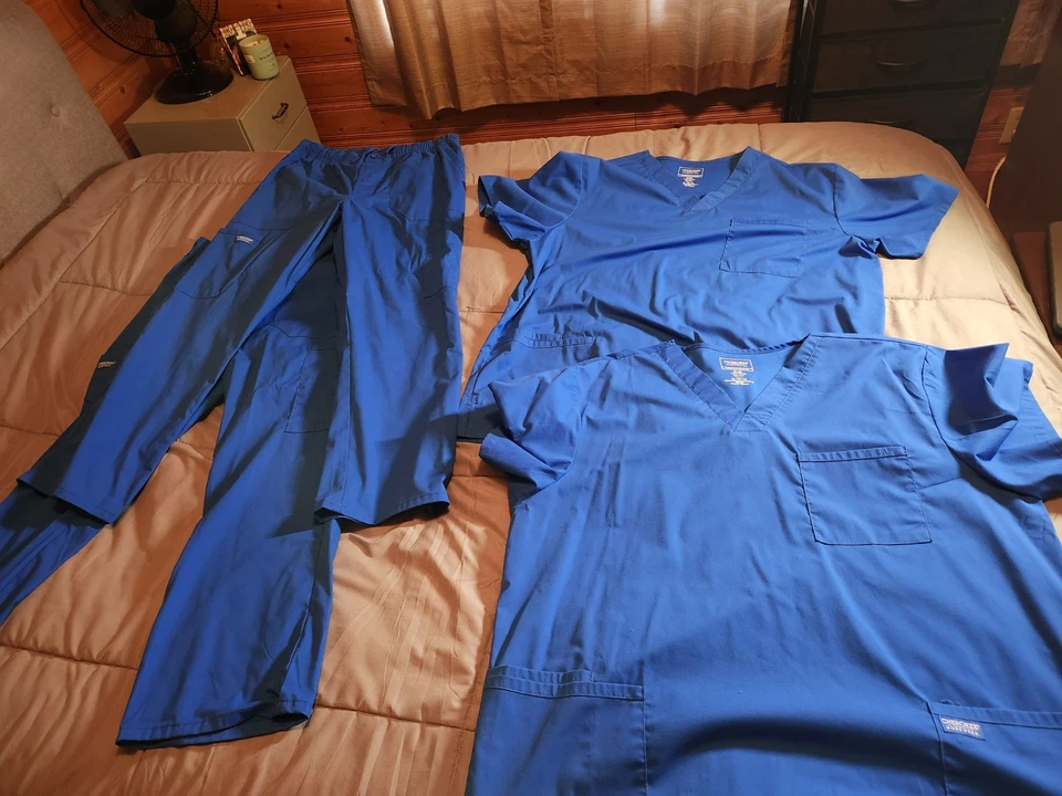 Cherokee Men's Royal Blue Two Sets Of Scrub Size XL Tops And Pants Size Medium - Image 1 of 4