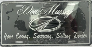 Don Massey Oldsmobile Dealership Booster Targa Denver Colorado NOS - Foto 1 di 1