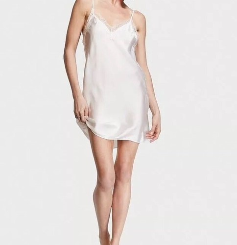 UNDERCOVER Abito slip nuovo con etichette Victoria Secret bianco cocco