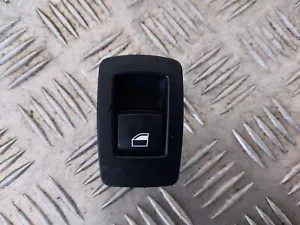 Bouton commande lève vitre arrière - BMW X1 II (2) (F48) PHASE I (1) - Picture 1 of 3