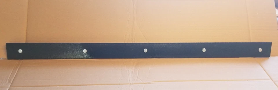 NEW 42" WHEEL HORSE SNOWPLOW BLADE WEAR BAR 3/16" THICK - Image 1 of 1