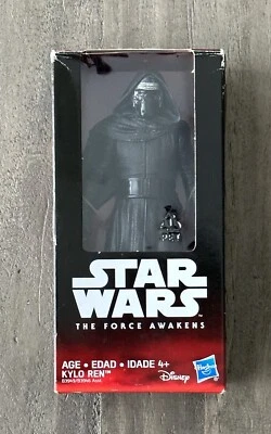 Figura de acción Hasbro Disney Star Wars El Despertar de la Fuerza Kylo Ren - Para edades 4+ Foto 1 de 4