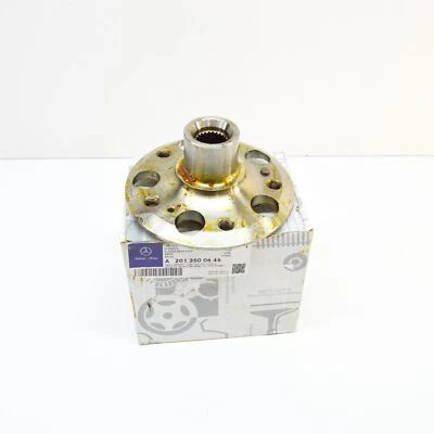 NEW MERCEDES-BENZ 190 W201 REAR AXLE FLANGE A2013500646 ORIGINAL 201-350-06-46 - Image 1 of 4