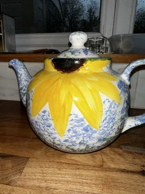 Sunflower Teapot By Poole Pottery. Really Eye Cayching, In Excellent Condition - Image 1 of 4